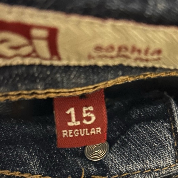 l.e.i Blue Straight Leg Jeans with Faded Wash - Picture 8 of 8